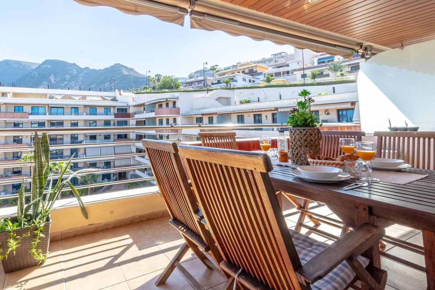 Top Floor Ocean View Apt By Dream Homes Tenerife プエルト・デ・サンティアゴ 0*,  スペイン
