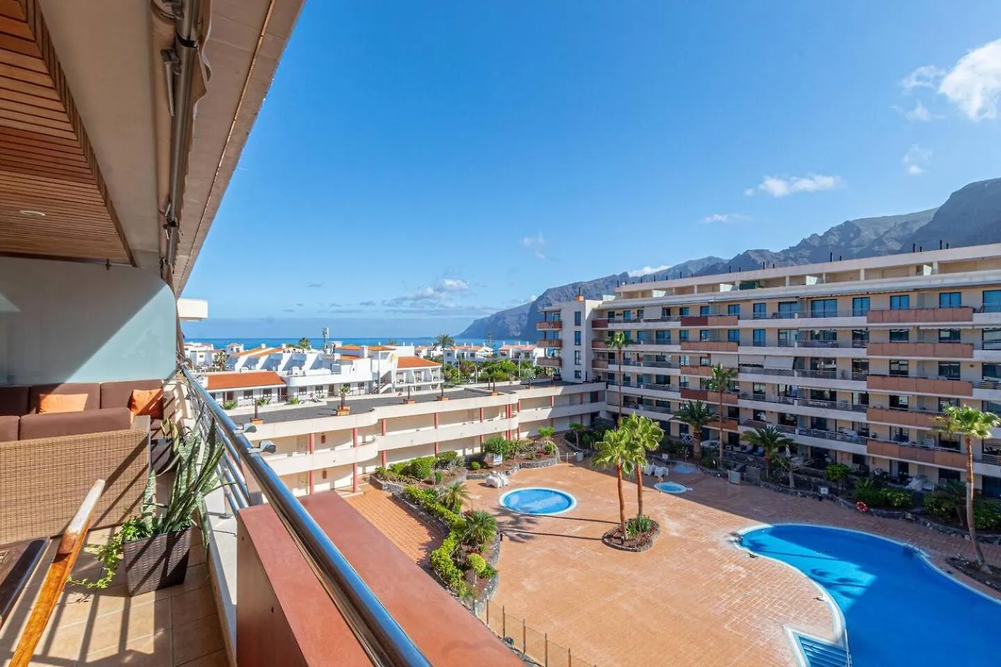 Top Floor Ocean View Apt By Dream Homes Tenerife Puerto de Santiago  Puerto de Santiago (Tenerife)